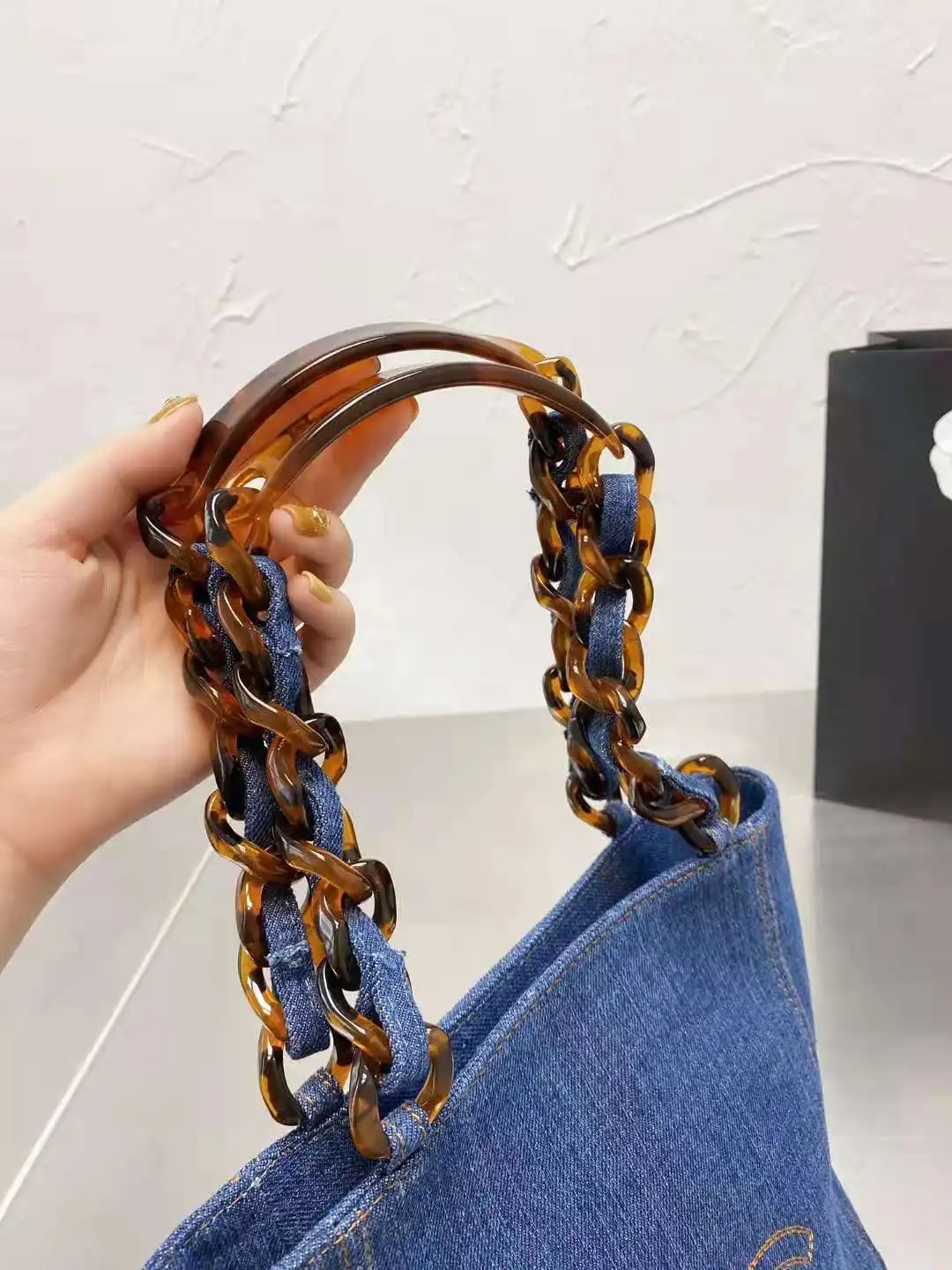 

Luxury designer 2021 new denim embroidery 2C logo enamel handle ladies shoulder bag handbag tote bag luxury fashion for women