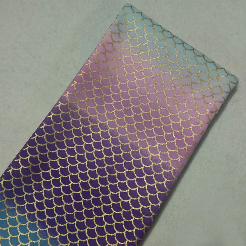 Блестящая хлопчатобумажная ткань с золотым тиснением в виде рыбьей чешуи 50x100 см