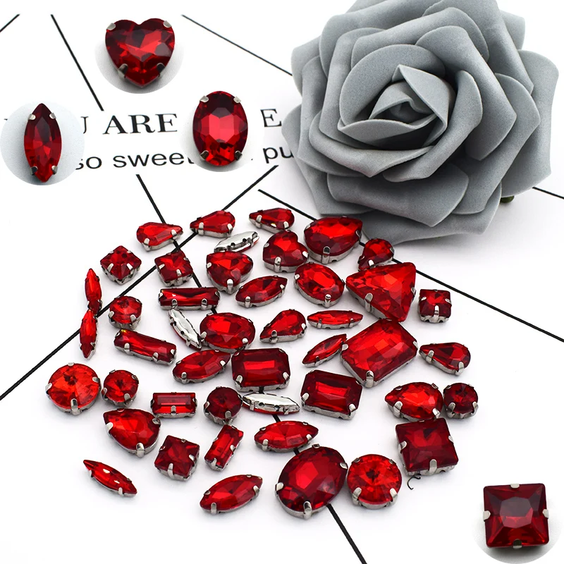 Красная разнообразная Форма стекло головистой формы с украшением в виде