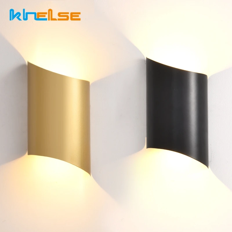 Современный двойной головкой светодиодный настенные светильники в помещении с