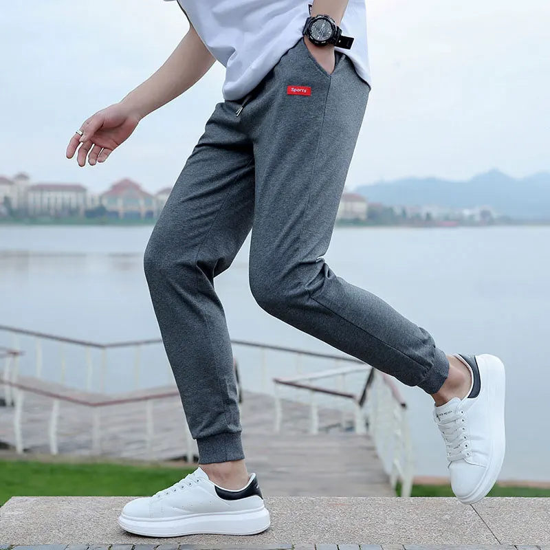 

Spring Autumn Men Casual Sweatpants 2020 Mens Sportswear Joggers Striped Pants Fashion Male Loose Slim Fitted Gyms Harem Pants
