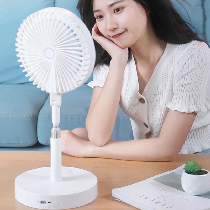 

Make-Up Lamp Fan, Portable Retractable Folding Fan, Home Office with 3-Speed Wind-Power Make-Up Lamp Fan