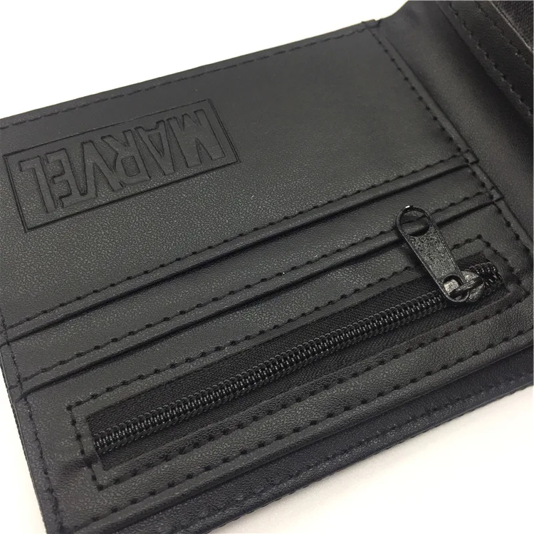 

Anime Attack On Titan Short Wallet Foldable ID Cards Purse Wallets Card Set Holder Purse Men Women PU Leather Money Bag Xmas