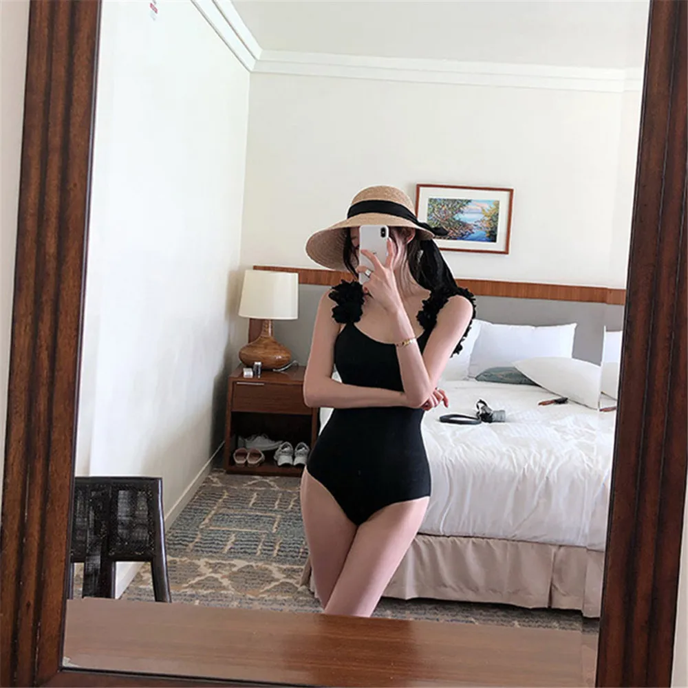 Корейский стиль Цельный купальник Женский однотонный кружевная Монокини черный