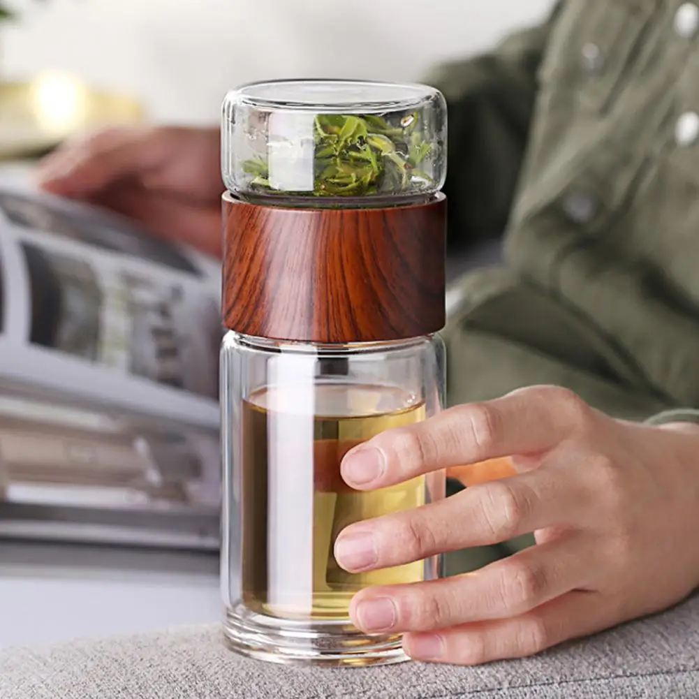 

Glass Water Bottle With Tea Infuser Filter Tea Separation Heat-resisting Water Bottle Plastic Leak-proof Glass Bottle for Home