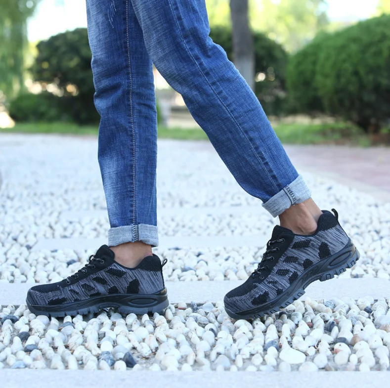 

labor insurance shoes men deodorant breathable steel toe caps anti-mite stab safety protective shoes site work safety boots