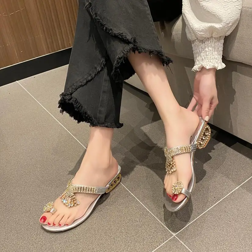 Женские шлепанцы на танкетке Koovan летние большие размеры 41 2021 стразы золотые