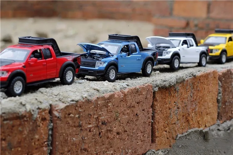 1:32 Ford Raptors F150, модель автомобиля из сплава, игрушка с оттягиванием, флеш и музыка, литье под давлением, металлический пикап, модель, классический американский автомобиль для мальчиков