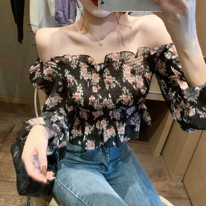 

New 2021 Spring Sexy Floral Tight Waist Pleated Chiffon Shirt off-Neck Short Gauzy Stitching Tops Women's Fashion