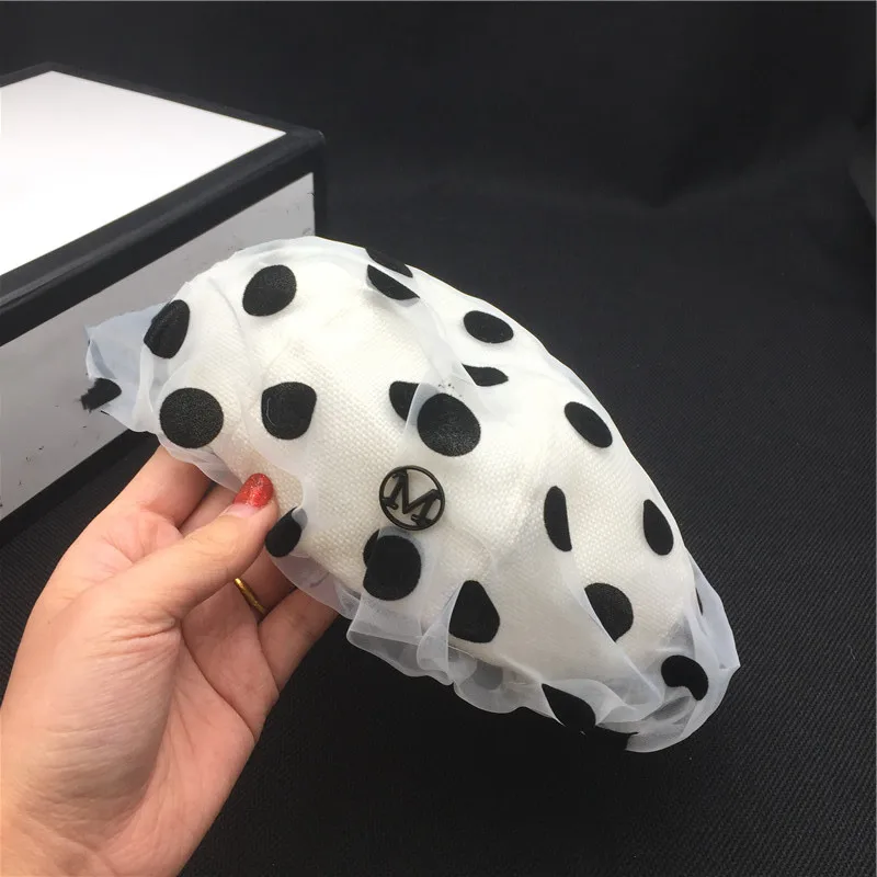 Элегантный тонкий берет с волнистыми бутонами Paragraph весна-лето 2019 | Аксессуары