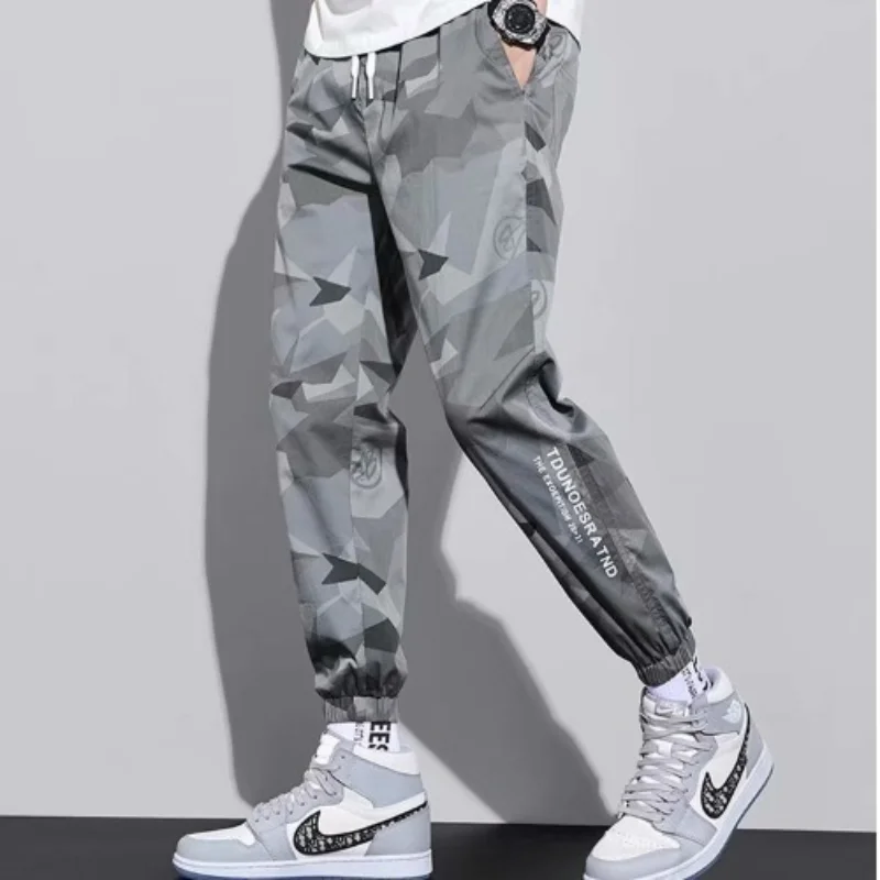 

Loose Casual Pants Drawstring Men's Spring and Autumn Thin Harlan Nine Point Camouflage Overalls Pants High Street Fashion Men