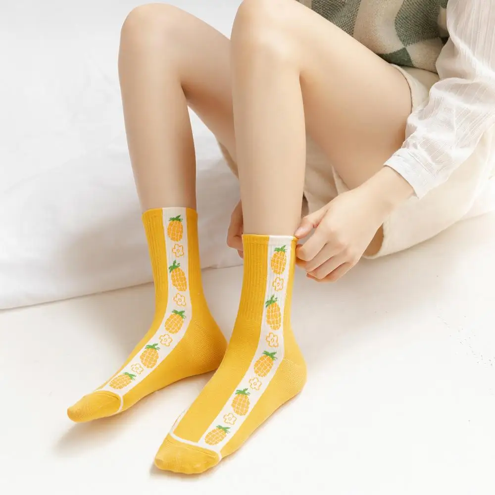 

Women's Socks & Hosiery