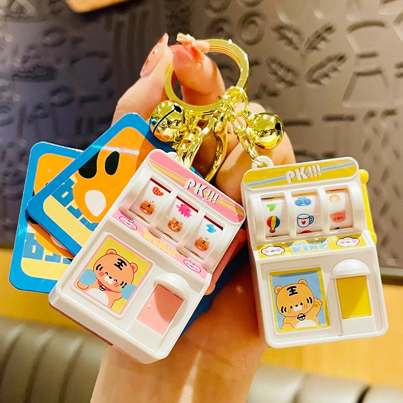 

Брелок для ключей с машинкой «Little Tiger»