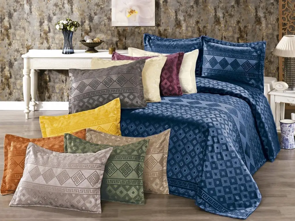 

Clara Double Bed Cover Set