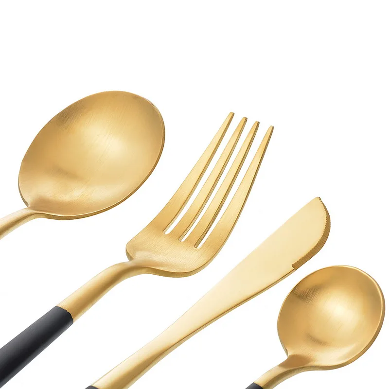 Столовый набор столовых приборов в европейском стиле западной