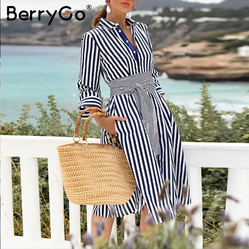 Женское офисное платье в полоску BerryGo элегантное трапециевидной формы с рукавом