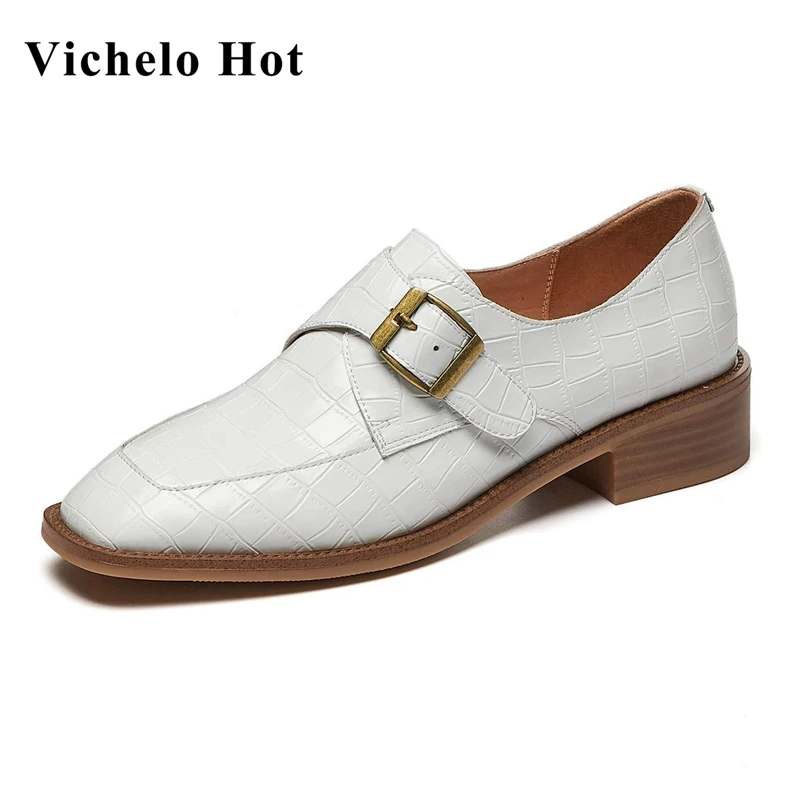 

Vichelo Hot cow leather round toe med heels metal fasteners British school young lady gentlewomen solid slip on women pumps L2f4