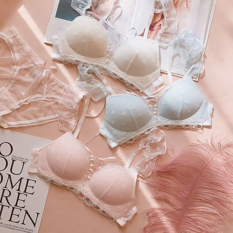 Нижнее белье женское во французском стиле пикантный комплект нижнего белья из