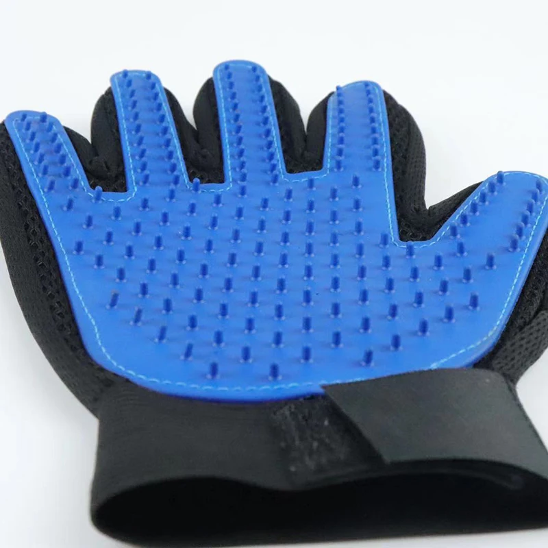 Перчатка для груминга кошек Nicrew щетка вычесывания шерсти у домашних питомцев