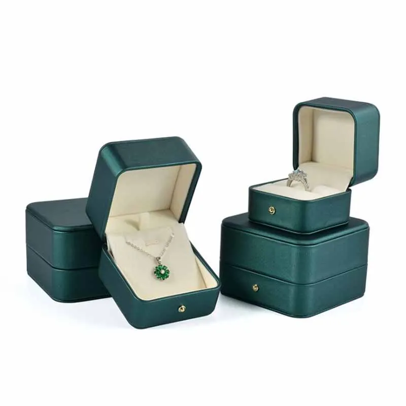 

1pcs 6.5x6.5x6.5cm/7.5x7.5x6.5cm red/bule /green color Jewelry box high grade PU round corner Ring/ earring jewelry packing box