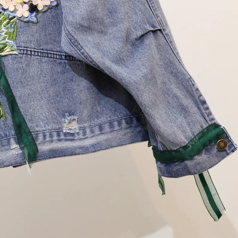 

Embroidered Jean Jacket Women's Spring and Autumn New Loose-Fit Korean Version of The Popular Heavy Industry Cropped Jacket