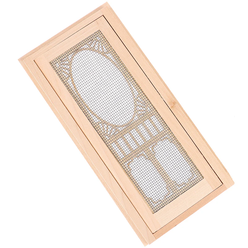 

1/12 Scale Dollhouse Miniature Wood External Hollow Screen Door Unpainted Furniture for Dolls House Furniture Accessory