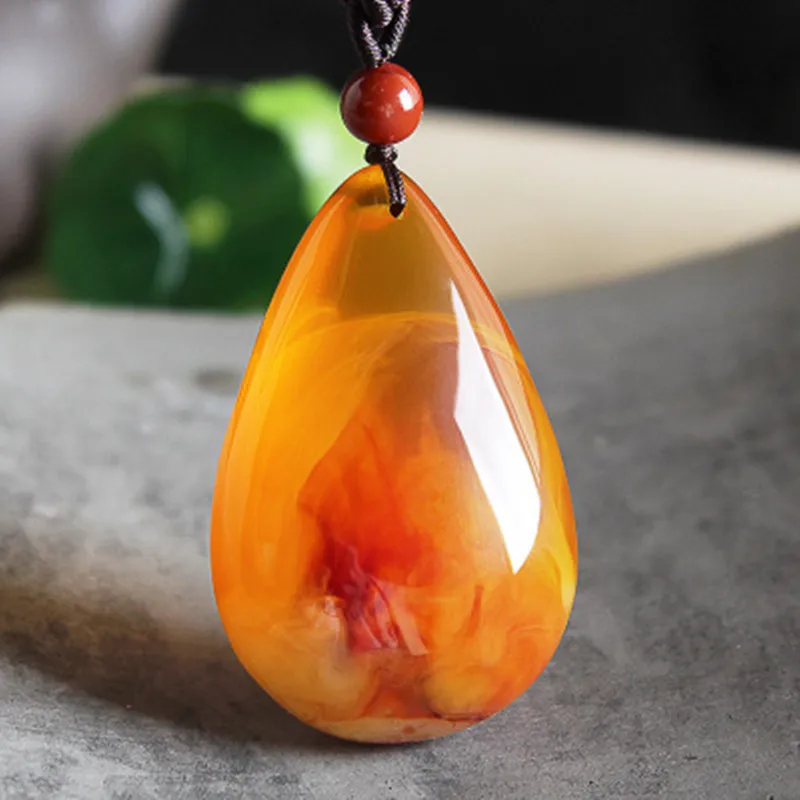 Модное ожерелье из натурального пчелиного воска с желтыми деревянными бусинами