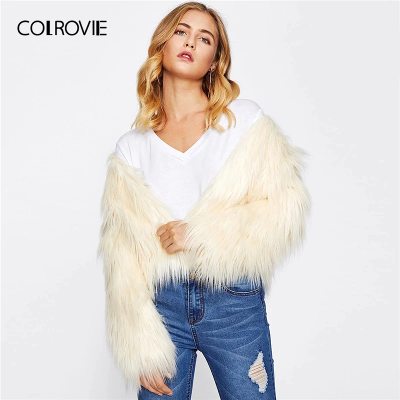 COLROVIE/однотонное пушистое пальто из искусственного меха для женщин; элегантные зимние бежевые Гламурные пальто и куртки; модная женская верхняя одежда