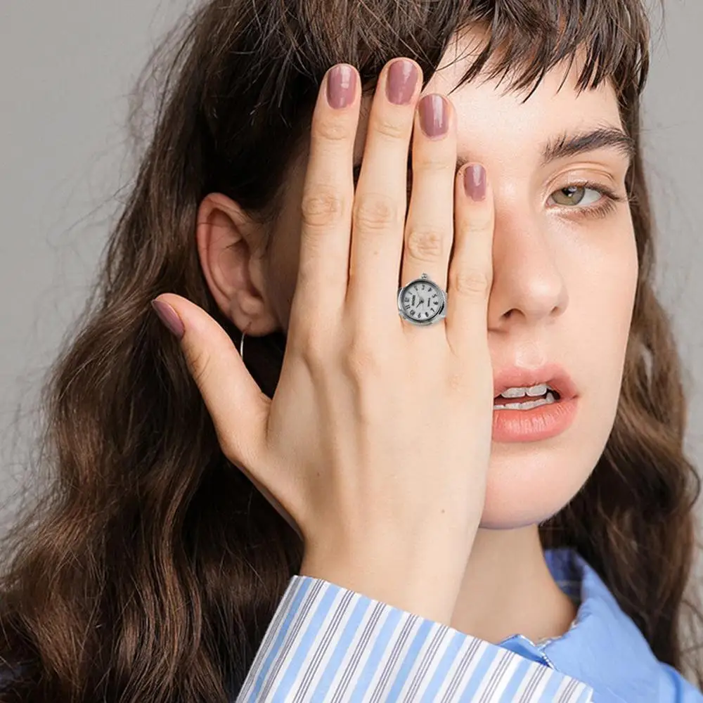 

Small Dial Quartz Analog Ring Watch Finger Watch Creative Watch Finger Gift Reloj Steel Cool Mujer Quartz Elastic Ring C5Z9