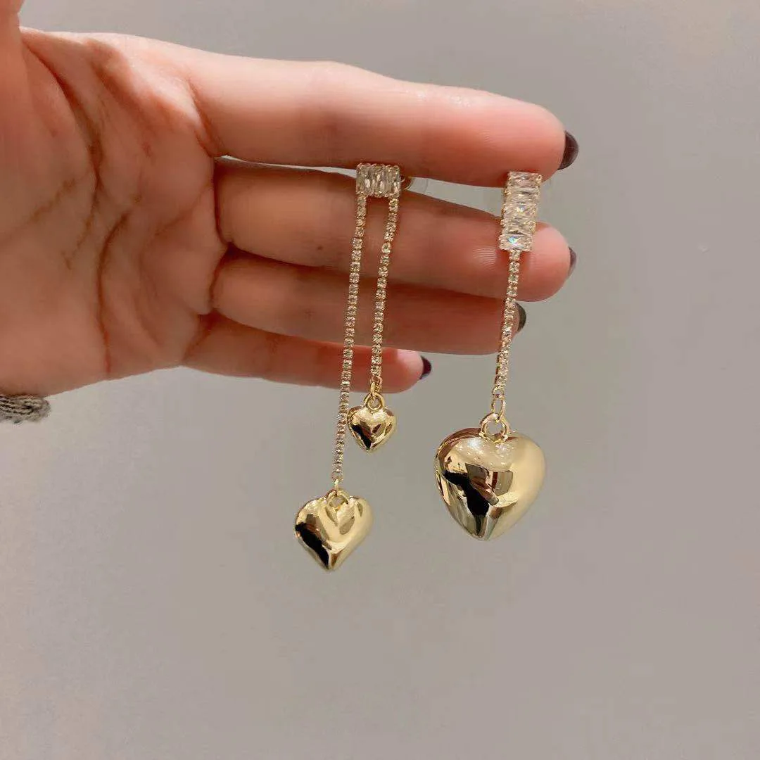 

Korean Fashion New Style Simple Temperament Cold Romantic Sue Asymmetric Diamond Inlaid Love Earrings Female