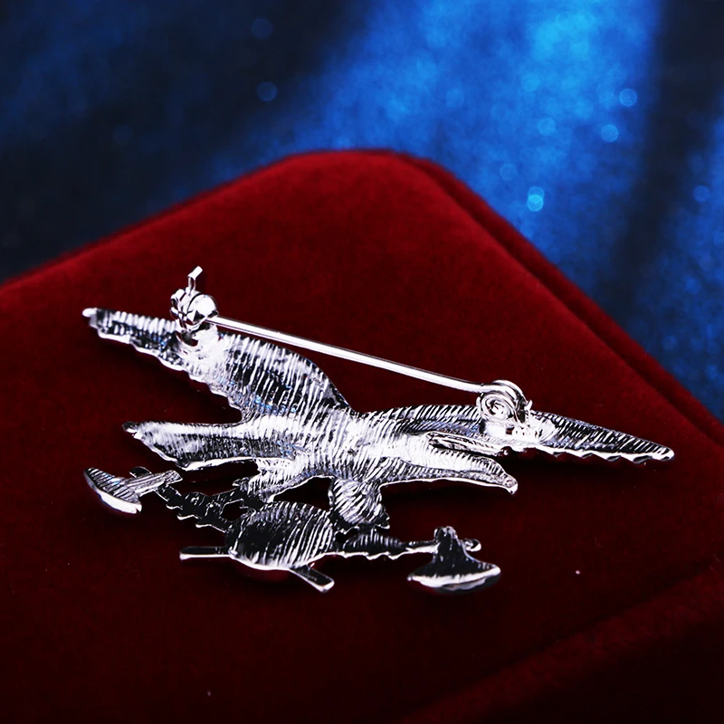 I-Remiel модная новинка Мужская металлическая брошь Ax пряжка классические ретро