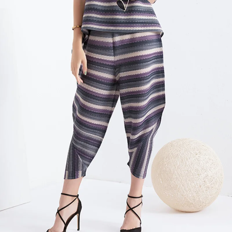 Женские брюки LANMREM свободные с высокой талией и принтом в полоску модель PD605 на