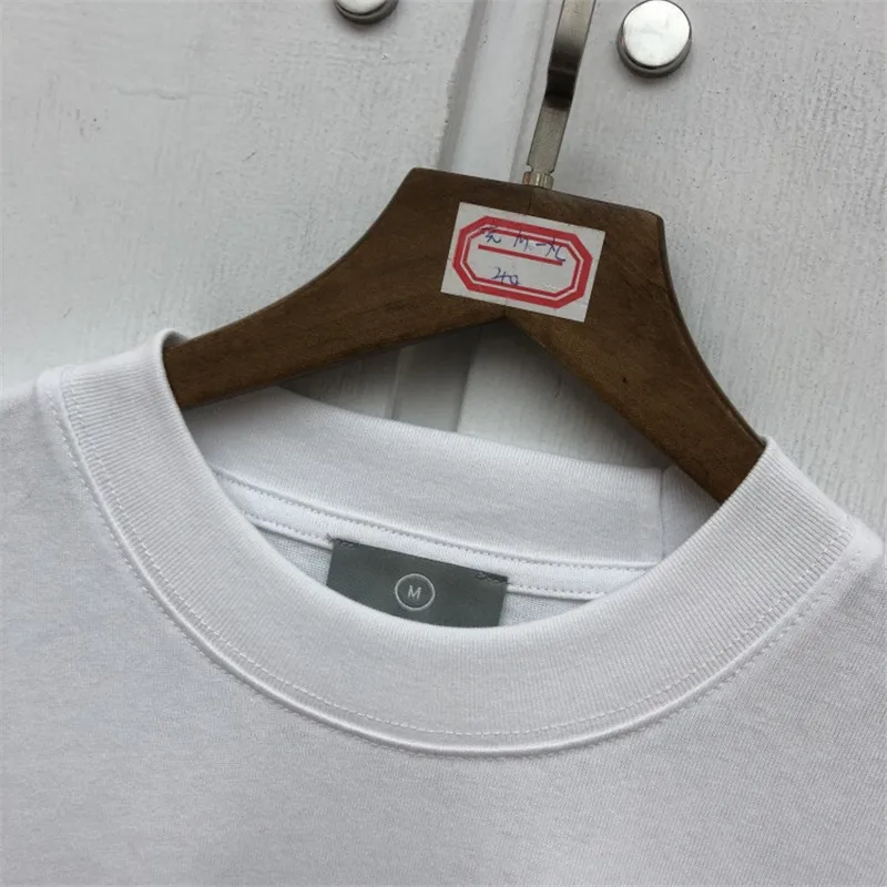 

3D Foam Printing Kanye Jesus Is King T shirts Women Mens Summer Style T-shirts Jesus Is King Top Tees