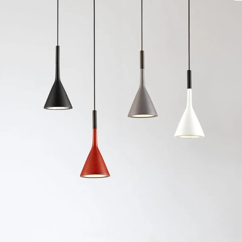 Современный минималистичный подвесной светильник в скандинавском стиле для