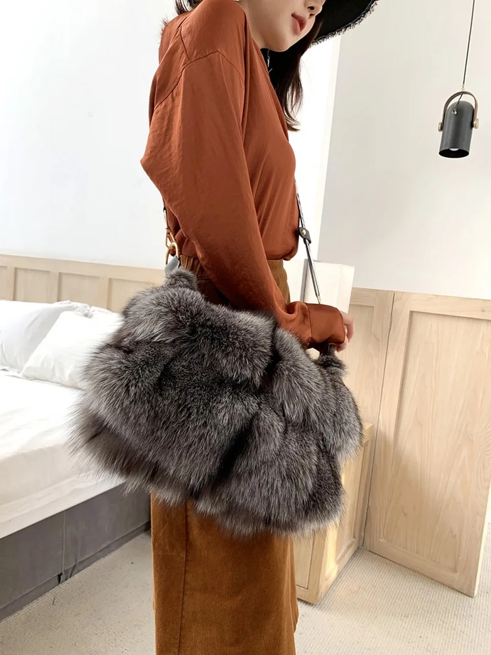 FXFURS, новинка, сумки из натурального лисьего меха, женские сумки через плечо на одно плечо, сумки через плечо из меха серебристой лисы, большие женские клатчи