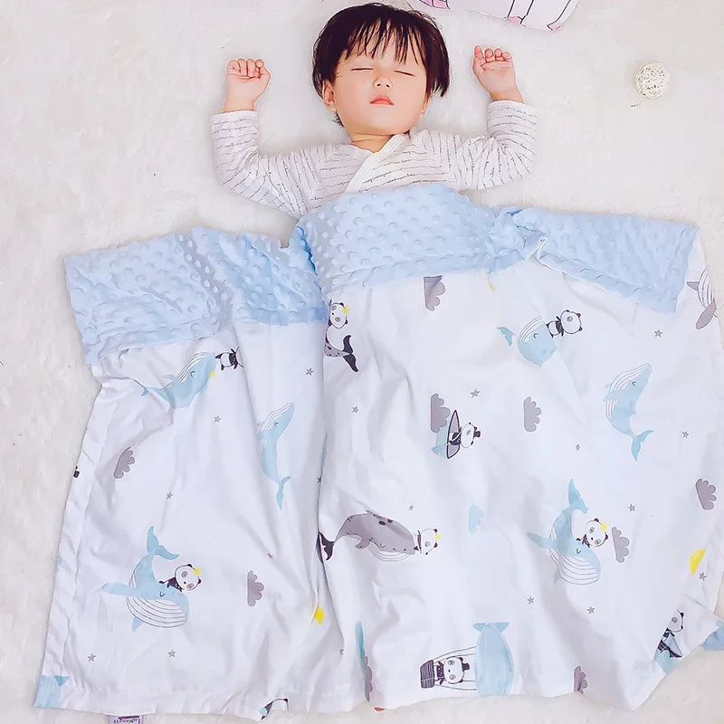 Детское фланелевое одеяло в горошек мягкое покрывало полоску с мультяшным