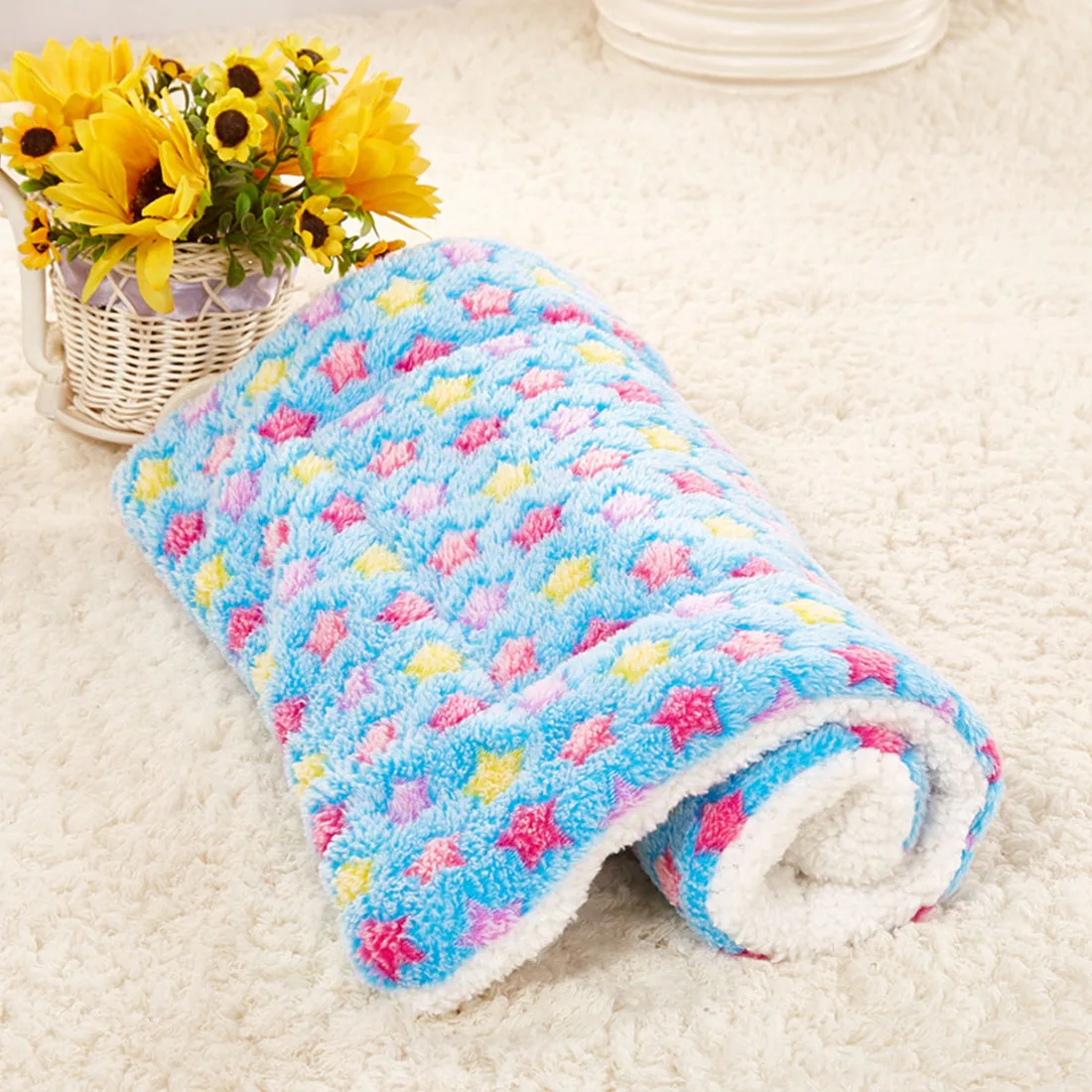 

Warm Pet Blanket Sleeping Beds Cover Mat Soft Coral Cashmere Satr Print New Cute Dog Bed Mats For Small Medium Dogs Cats