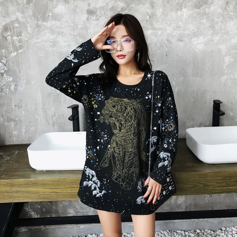 Осенняя футболка с круглым вырезом и длинным рукавом женская уличная в стиле