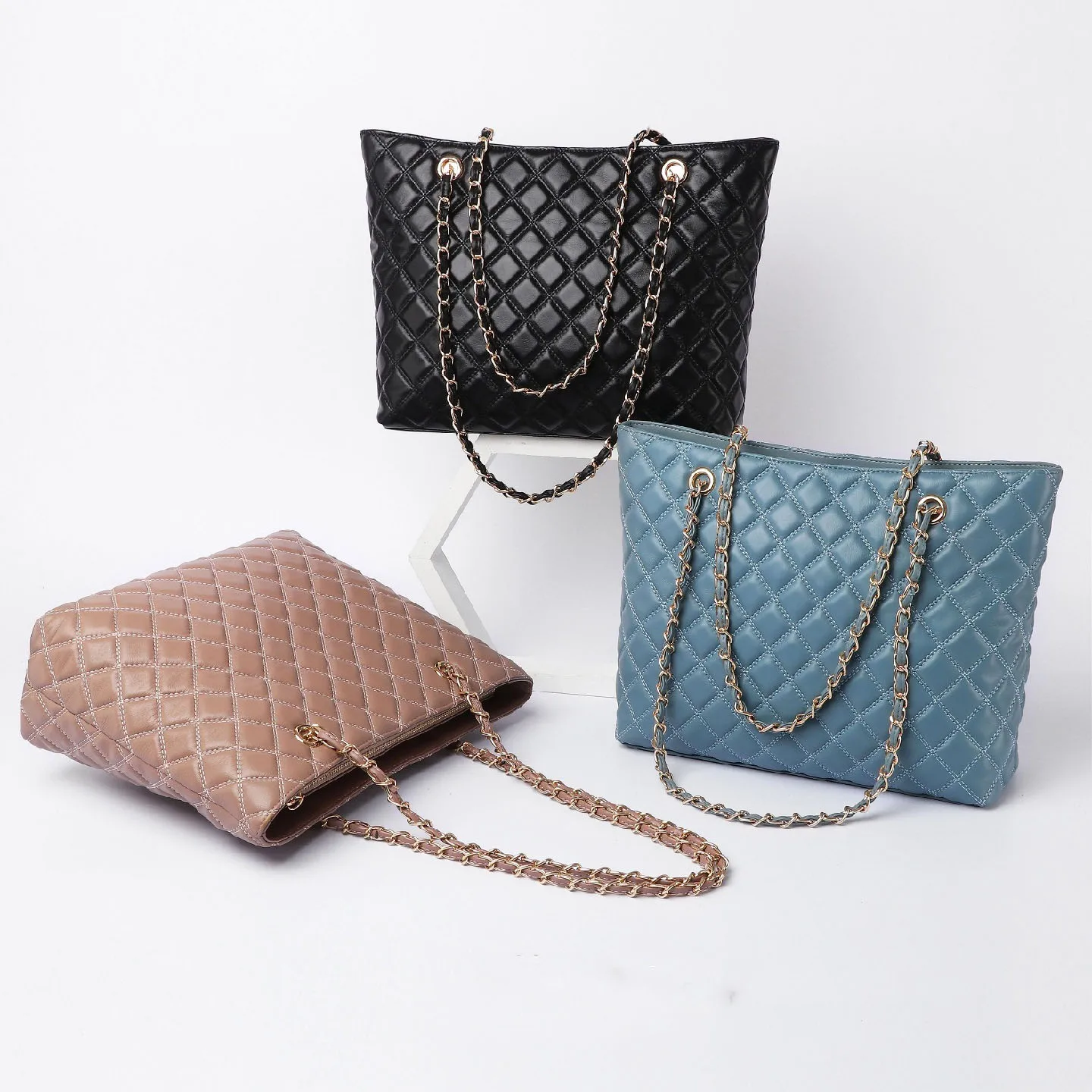 

Female Bag Women's Shoulder Bag 3 Colors 32cm Large Capacity Be All-Match Trendy Fashion Elegant Temperament Daily Popular