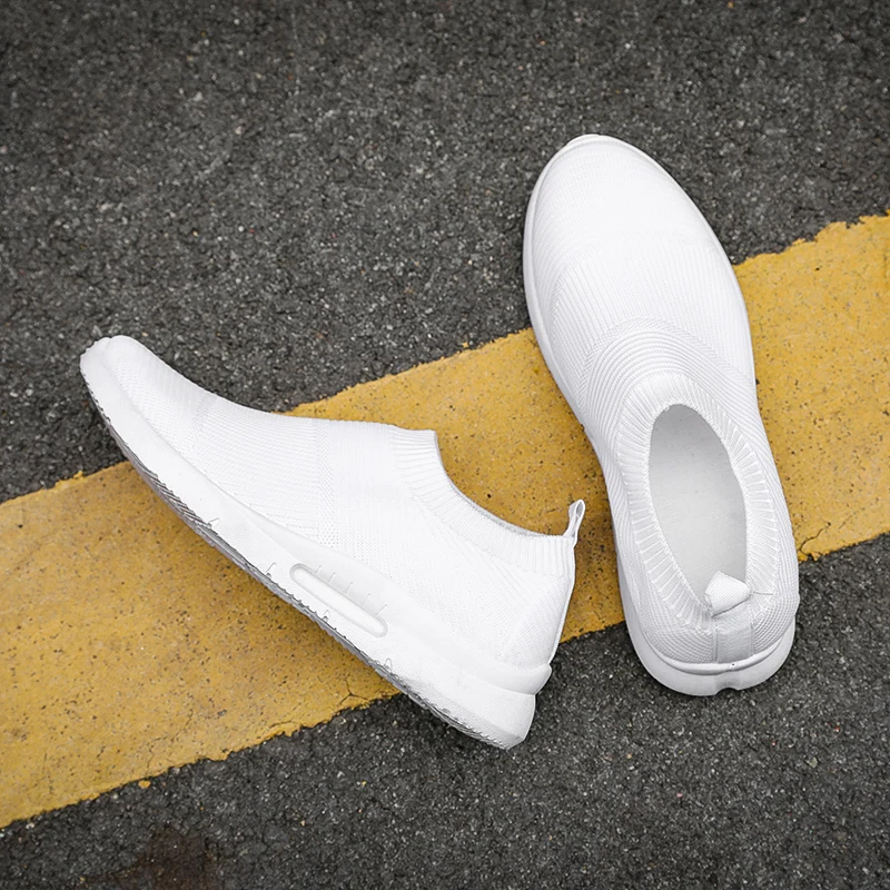 

2021 New Men's Casual Shoes Summer Breathable Mesh Sports Shoes One Foot Kicking Sleeve Lazy Net Cloth Shoes Pure Socks Shoes