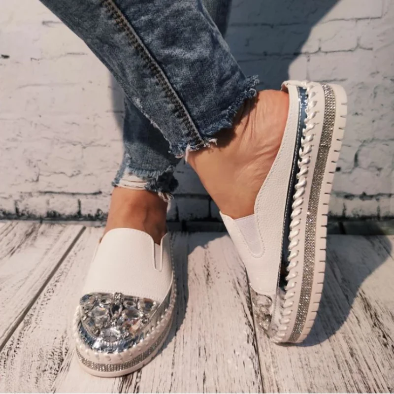 

2021Summer Fashion Hot Sale Pantoufles Plates Strass Pour Femmes Thick Bottomed Half Slippers for Women To Wear In Summer Km008