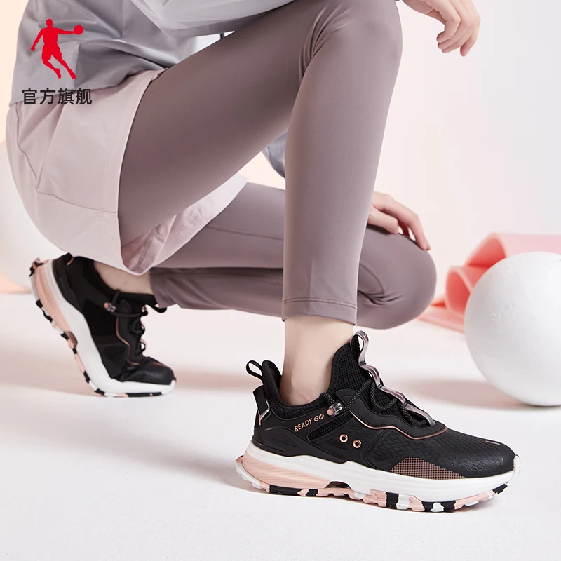 Sports shoes women's shoes running shoes 2021 autumn winter new lightweight shock absorption mesh breathable 