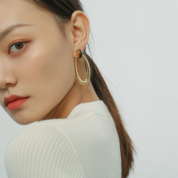 

Timeless Wonder Amazing Geo Oval Stud Earrings Women Jewelry Gothic Boho Designer Ins Trendy Hiphop Rare Runway Fancy Gift 2317