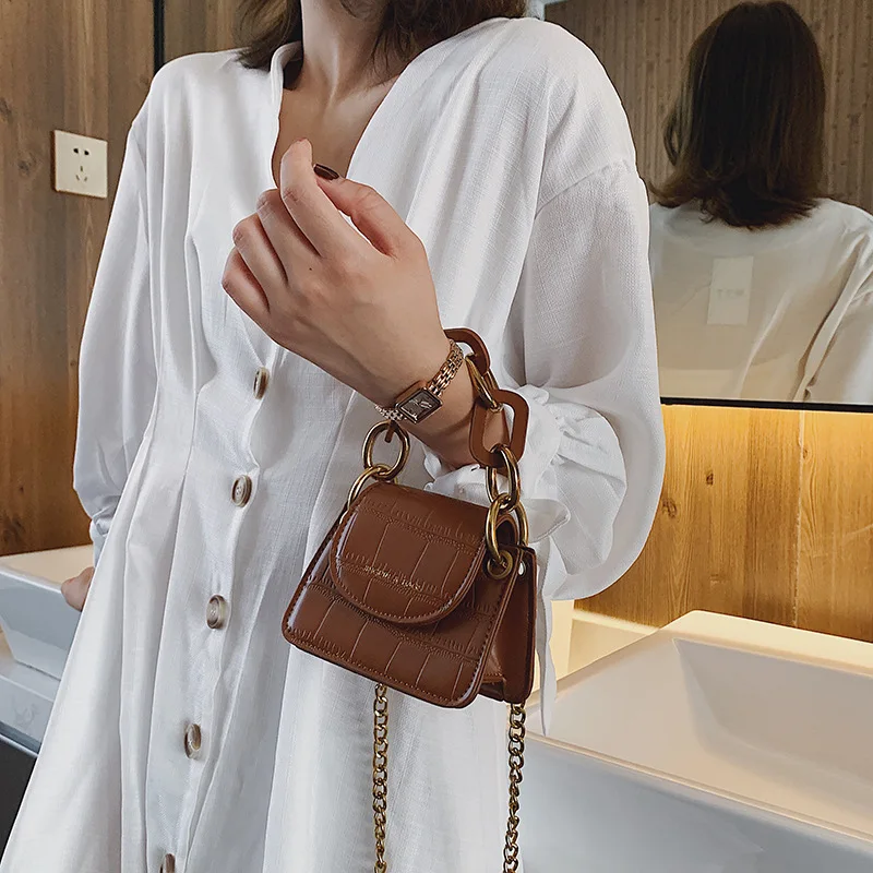 Fashion Mini Saddle Women Shoulder Bags Designer Brand Acrylic Chain Handbags Luxury Pu Leather Female Crossbody Bag Small Purse