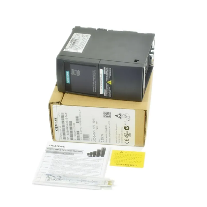 

New In Box Siemens Micromaster 440 Инвертор серии 6SE6440-2AB13-7AA1 0.37KW 200V