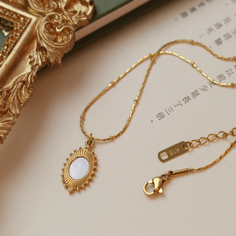 

Women Stainless Steel Vintage Oval Shell Charm Necklace Punk Party T Show Runway Designer Club Japan Korean