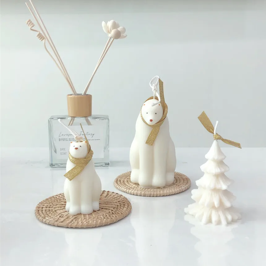 

Ins Christmas Decor Polar Bear Aromatherapy Candle Silicone Mold Handmade DIY Resin Plaster Home Crafts Ornaments Making Molds