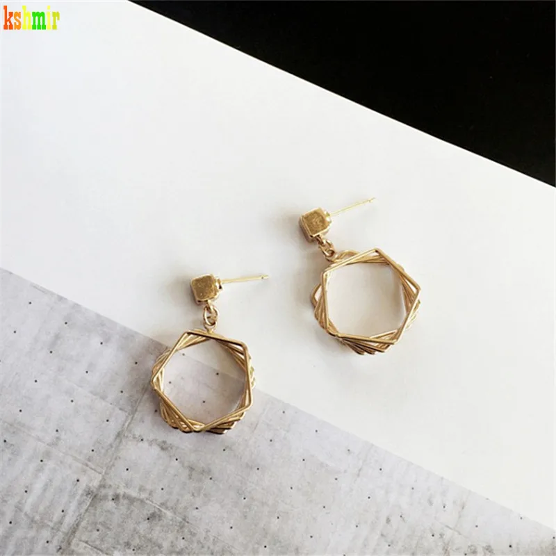 

Kshmir Multi-layered Female Earrings Hollowed-out Geometric Irregular Retro Stud Earrings Golden Curves Surround Brass Women