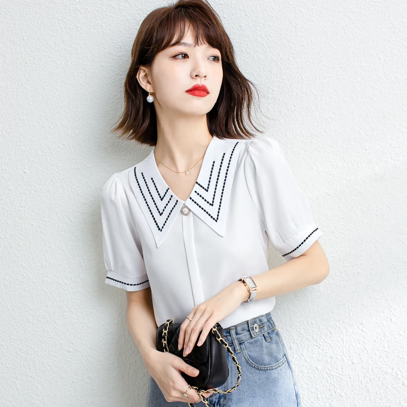 

2021 Summer new Solid Shirt women's bottoming and loose three pink Five Sizes Short Sleeve Shirts Peter pan Collar Office Lady