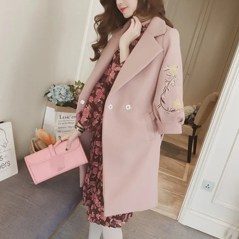 Модное корейское тонкое пальто с вышивкой для женщин 2019 осень зима фонарь рукав